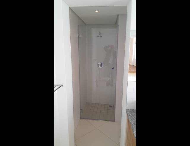 2 bed property to rent in OBSERVATORY